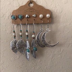 Set of 6 pair brand new earrings. Southwest vibe.
